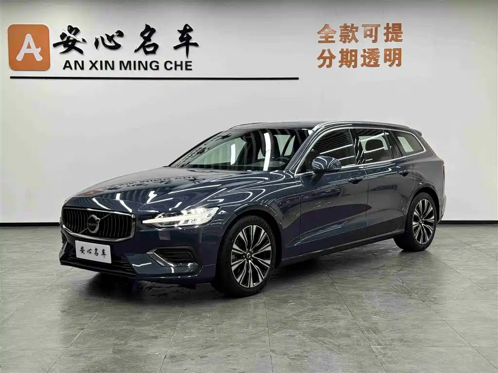 Volvo V60 2024
