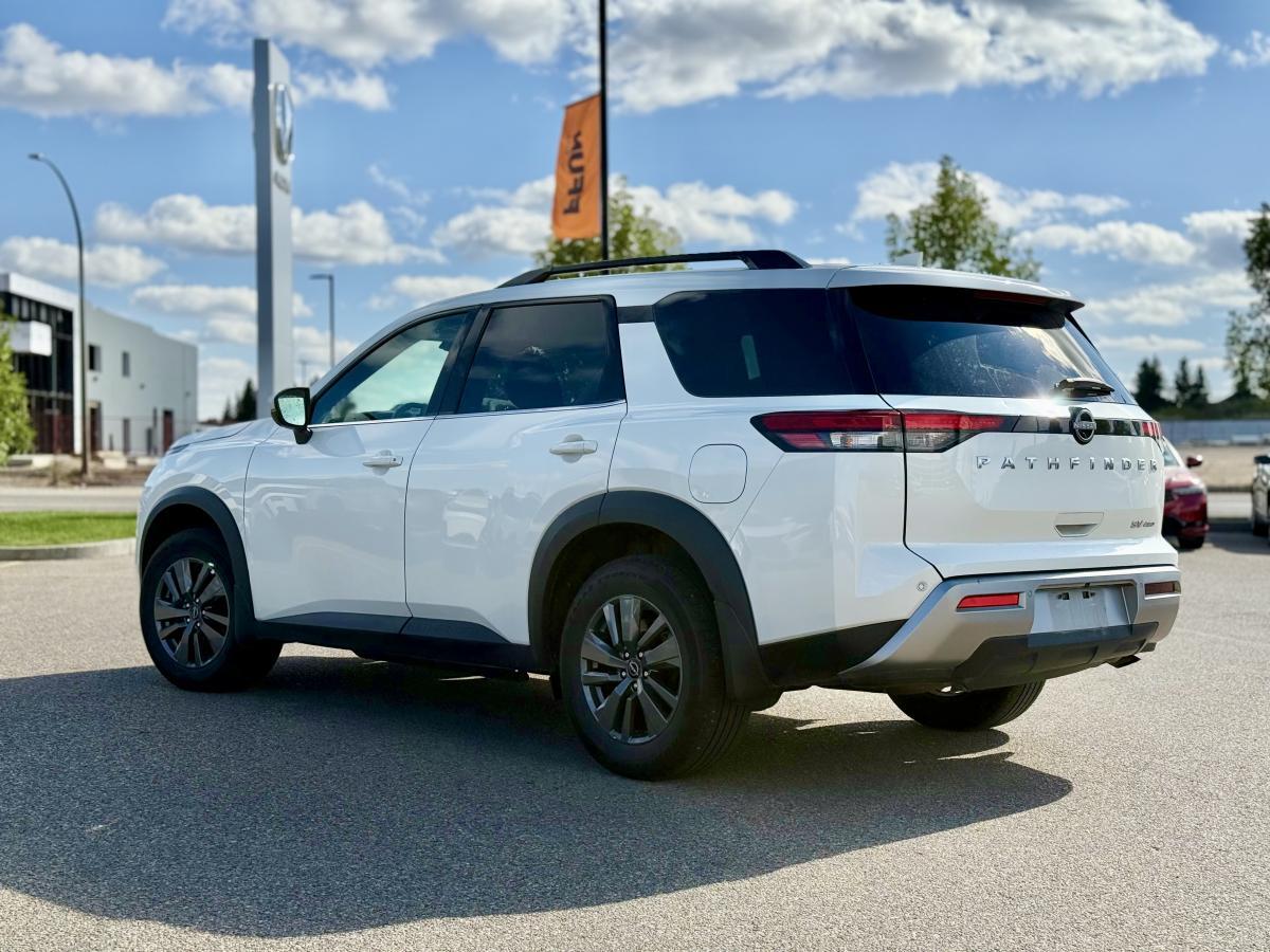 Nissan Pathfinder 2024