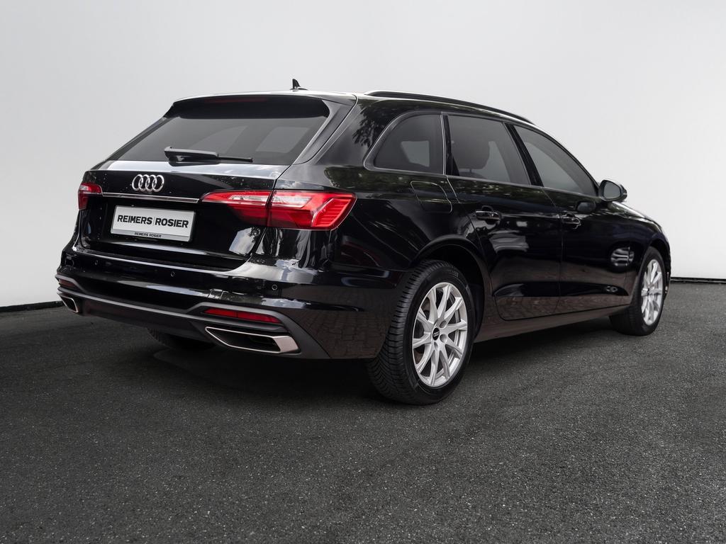 Audi A4 2022