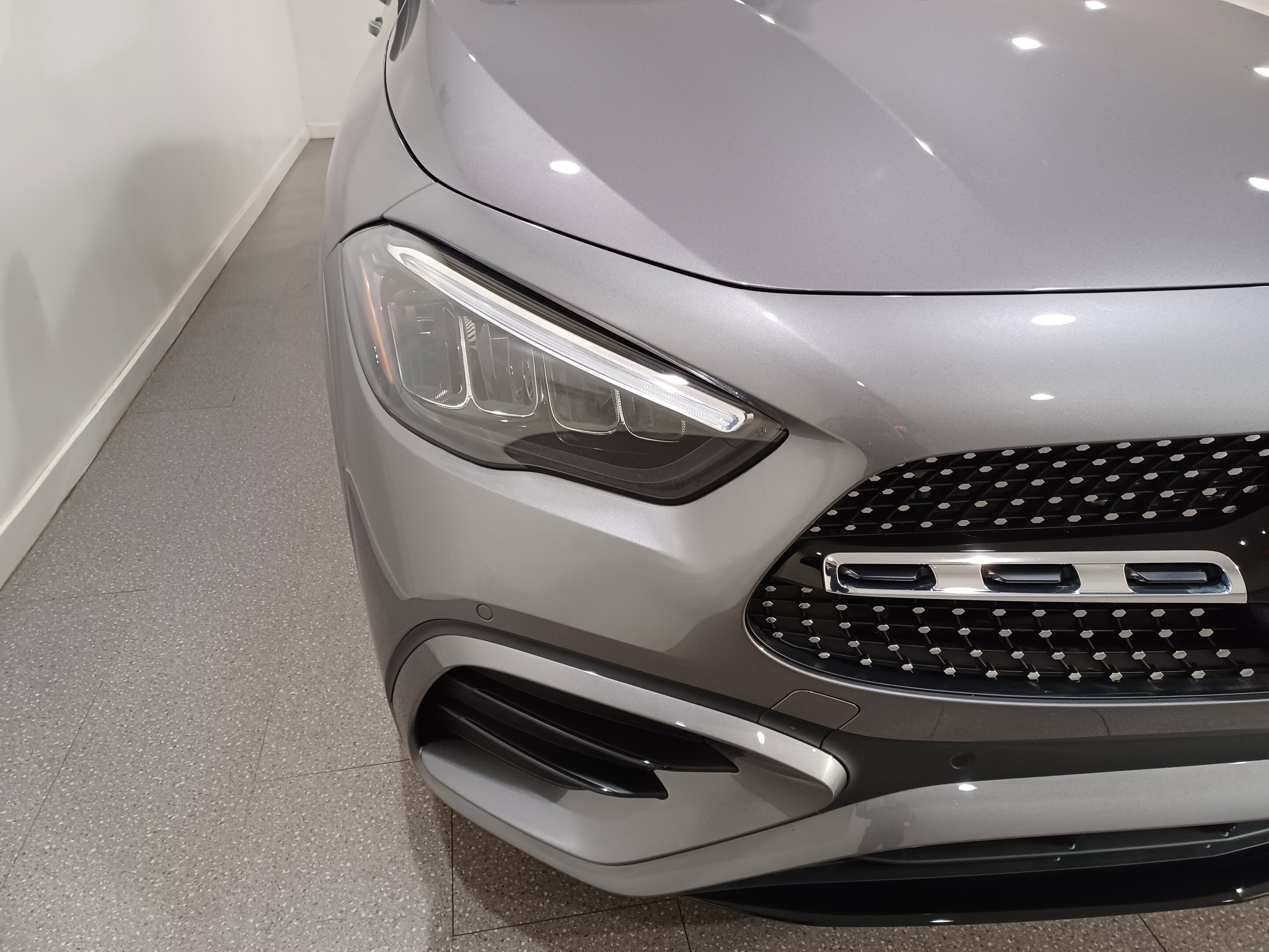 Mercedes-Benz GLA 2025