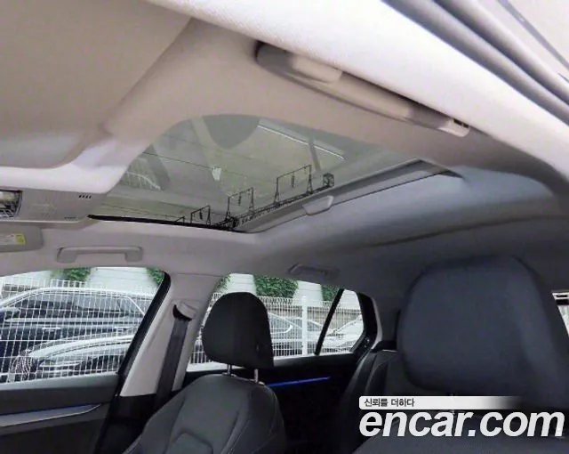 Volkswagen Golf 2024