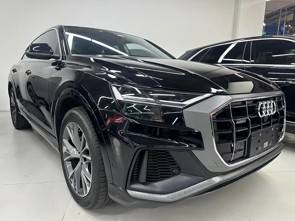 Audi Q8 2021