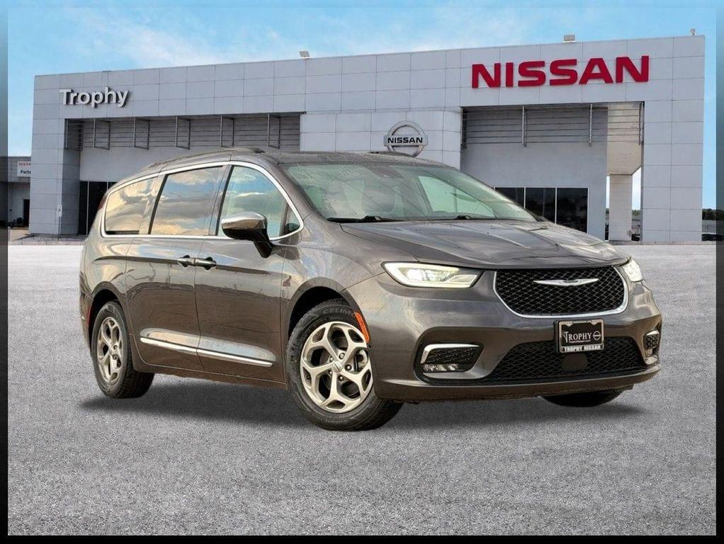 Chrysler Pacifica 2023