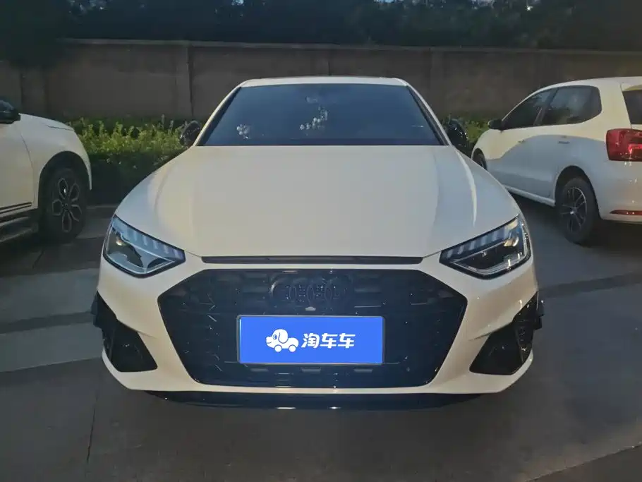 Audi A4 2022