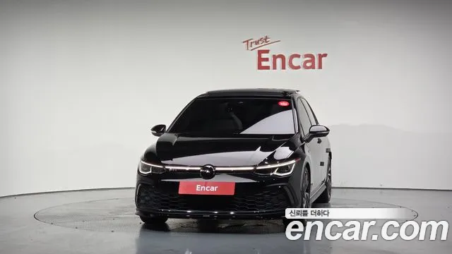 Volkswagen Golf 2024