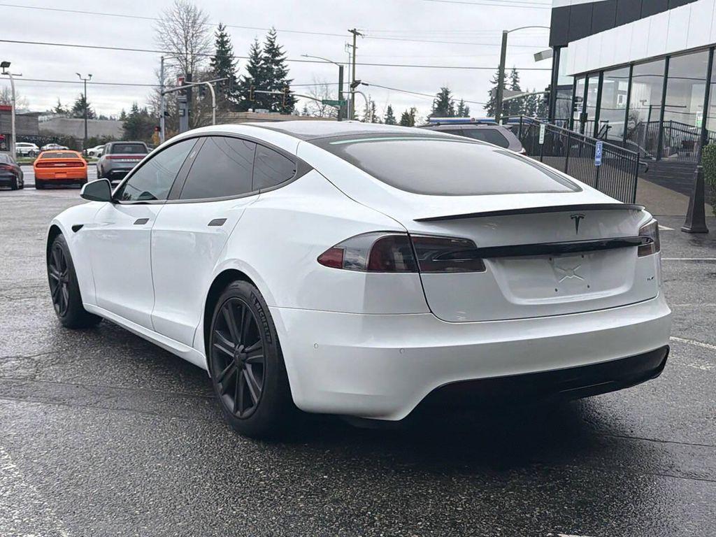 Tesla Model S 2021