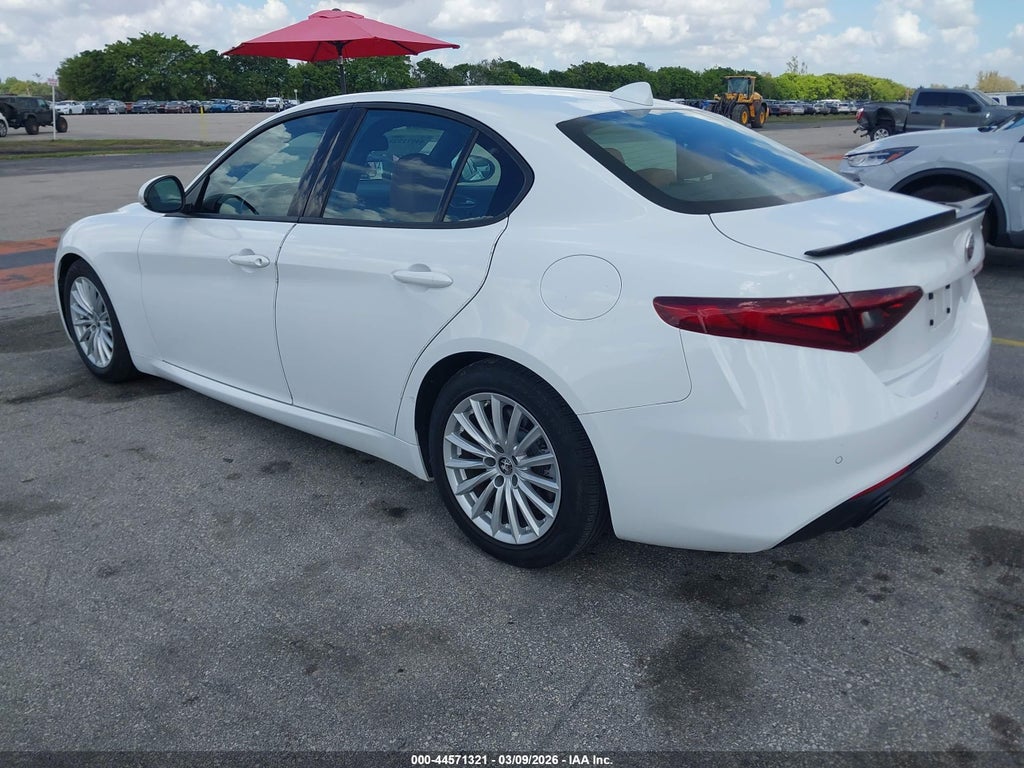 Alfa Romeo Giulia 2022