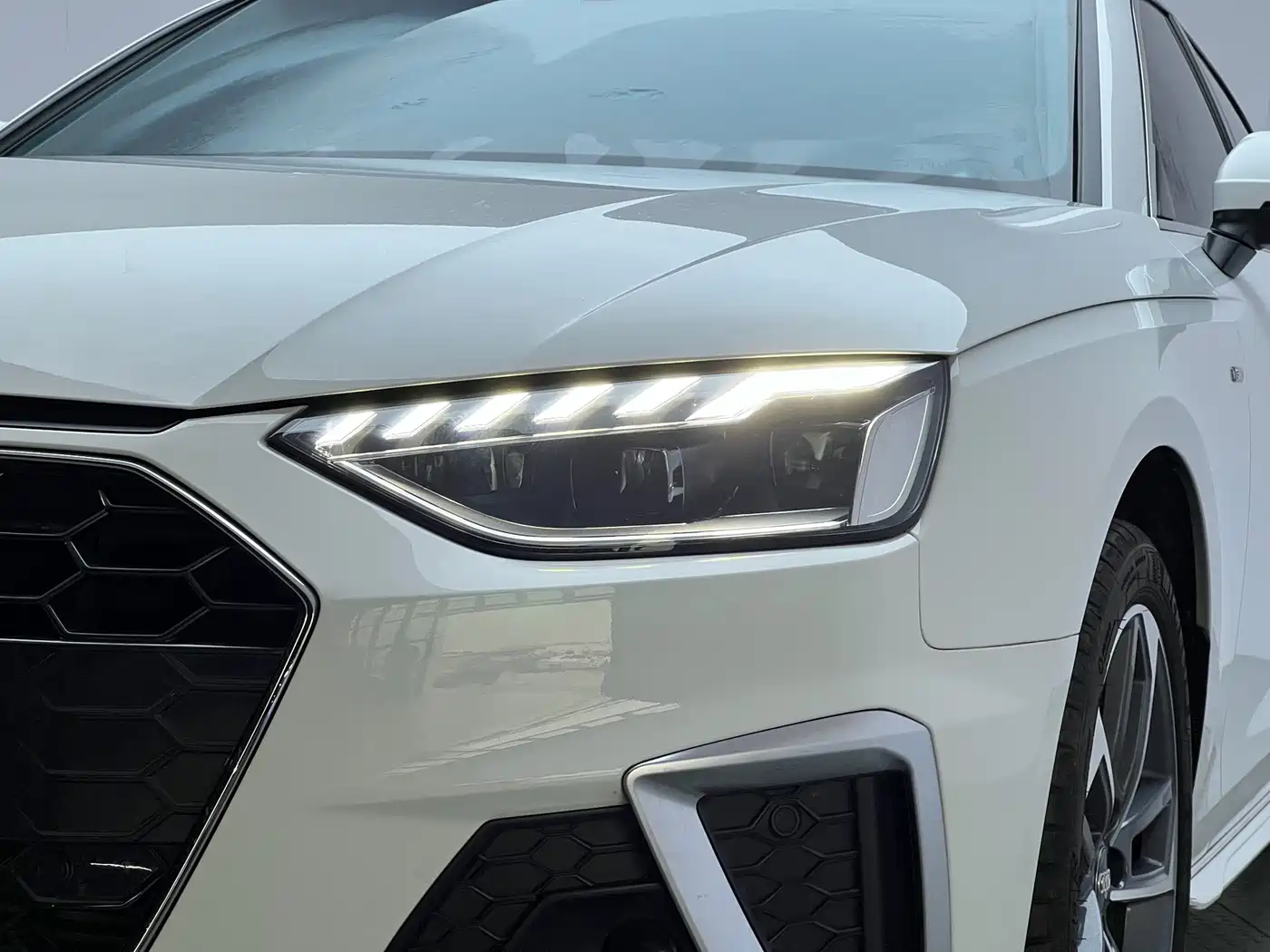 Audi A4 2023