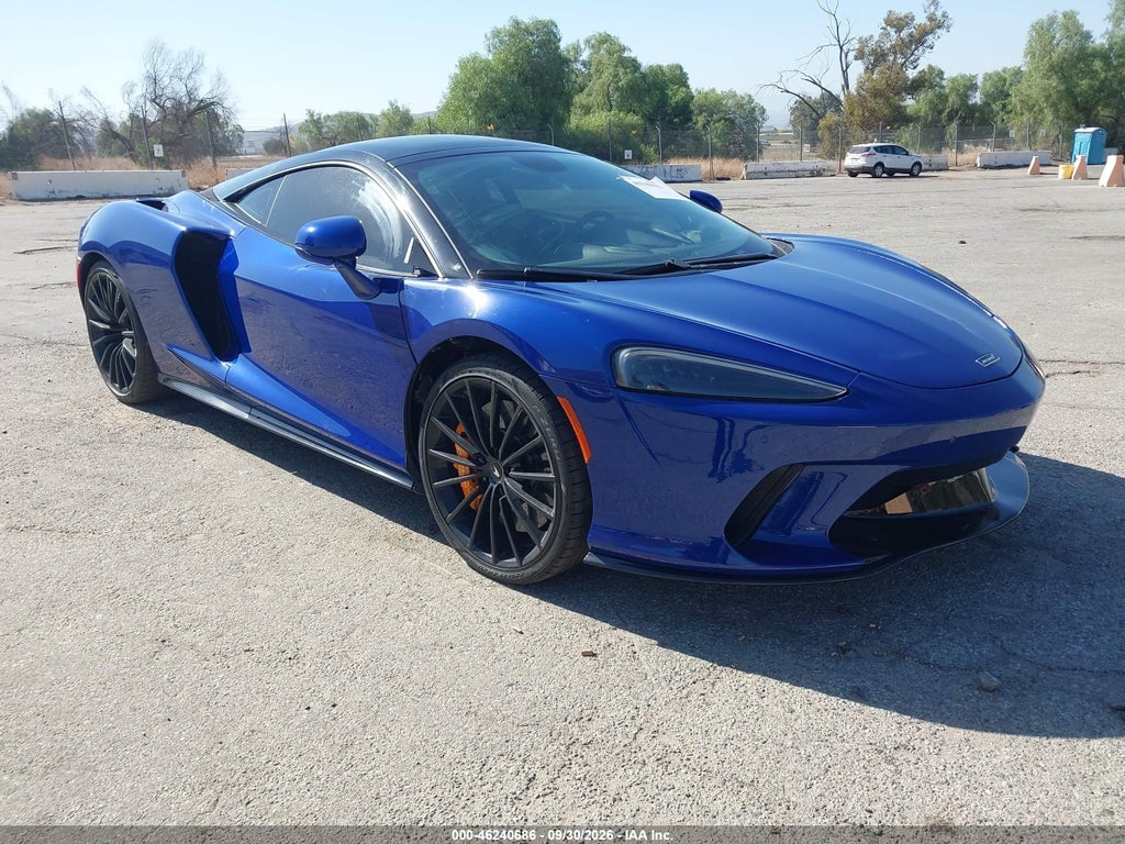 McLaren GT 2023