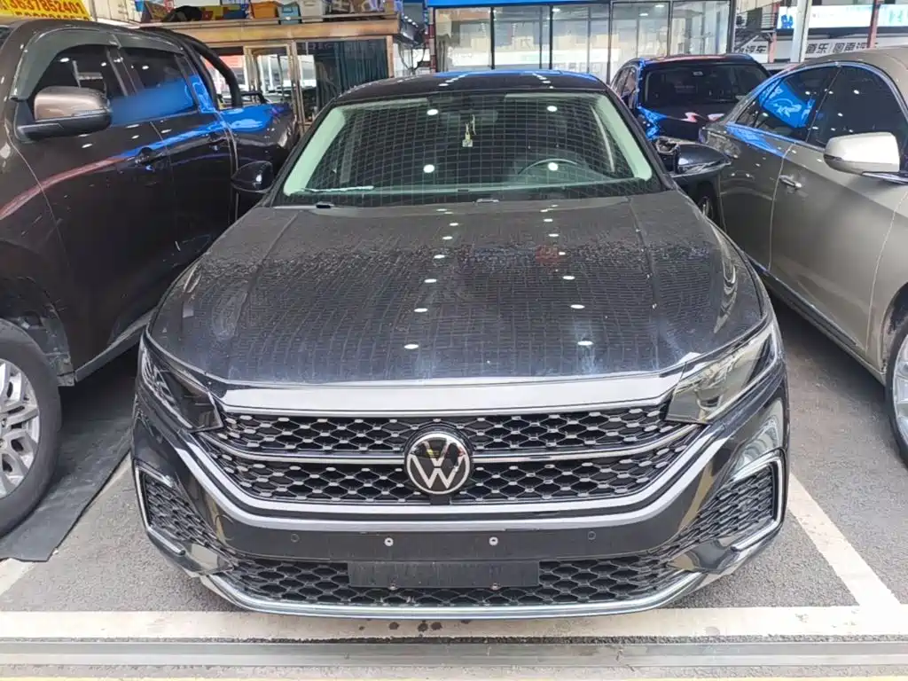 Volkswagen Passat 2024