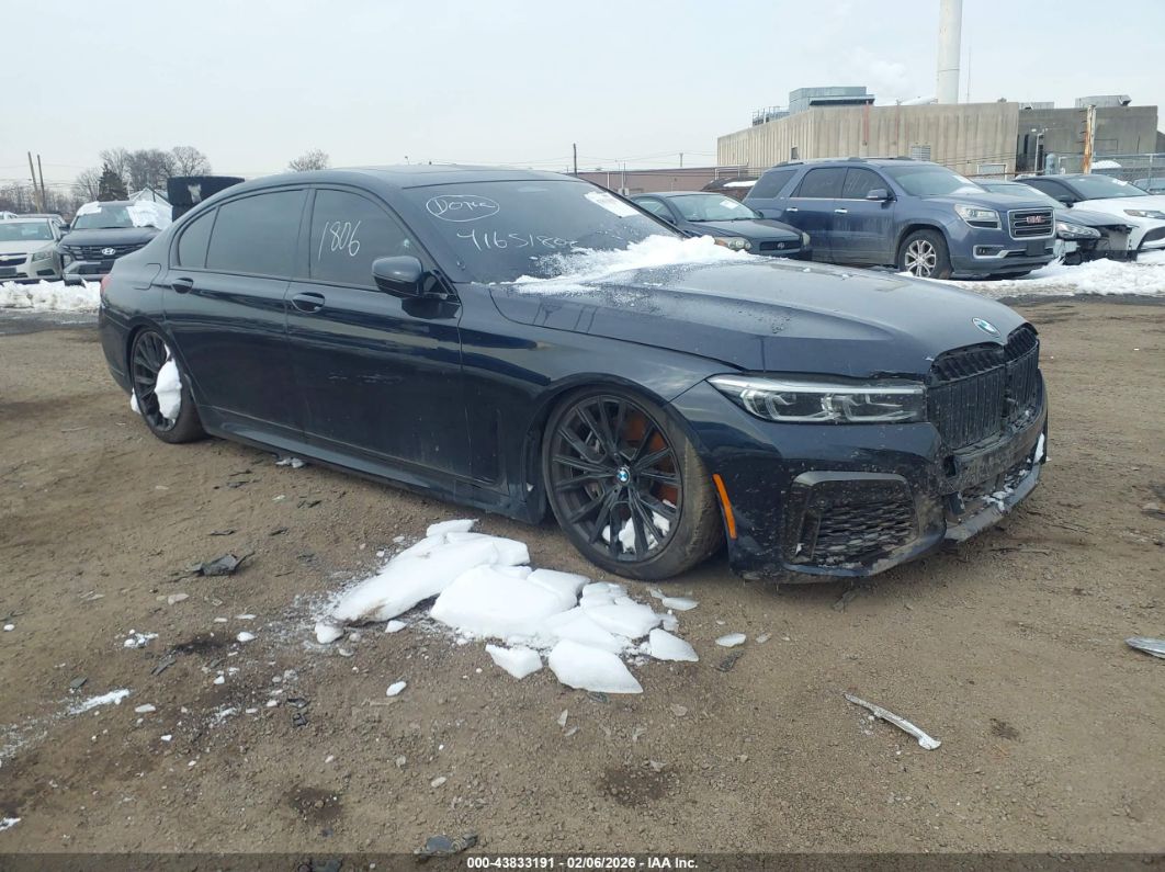 BMW 750 2022