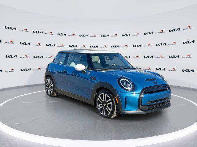 Mini Hardtop 2023