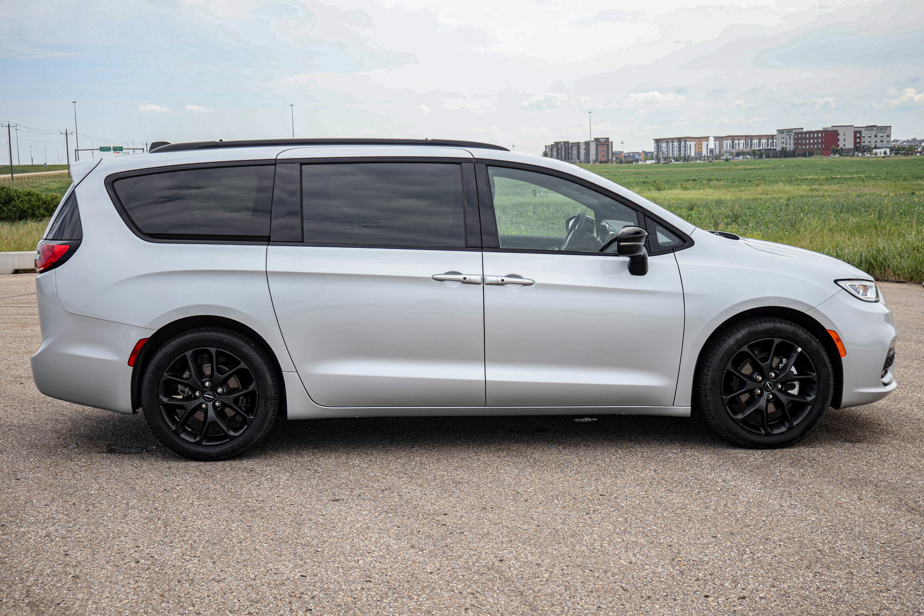Chrysler Pacifica 2024