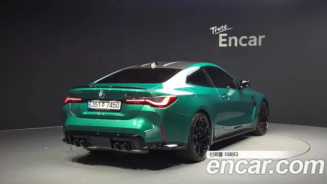 BMW M4 2022