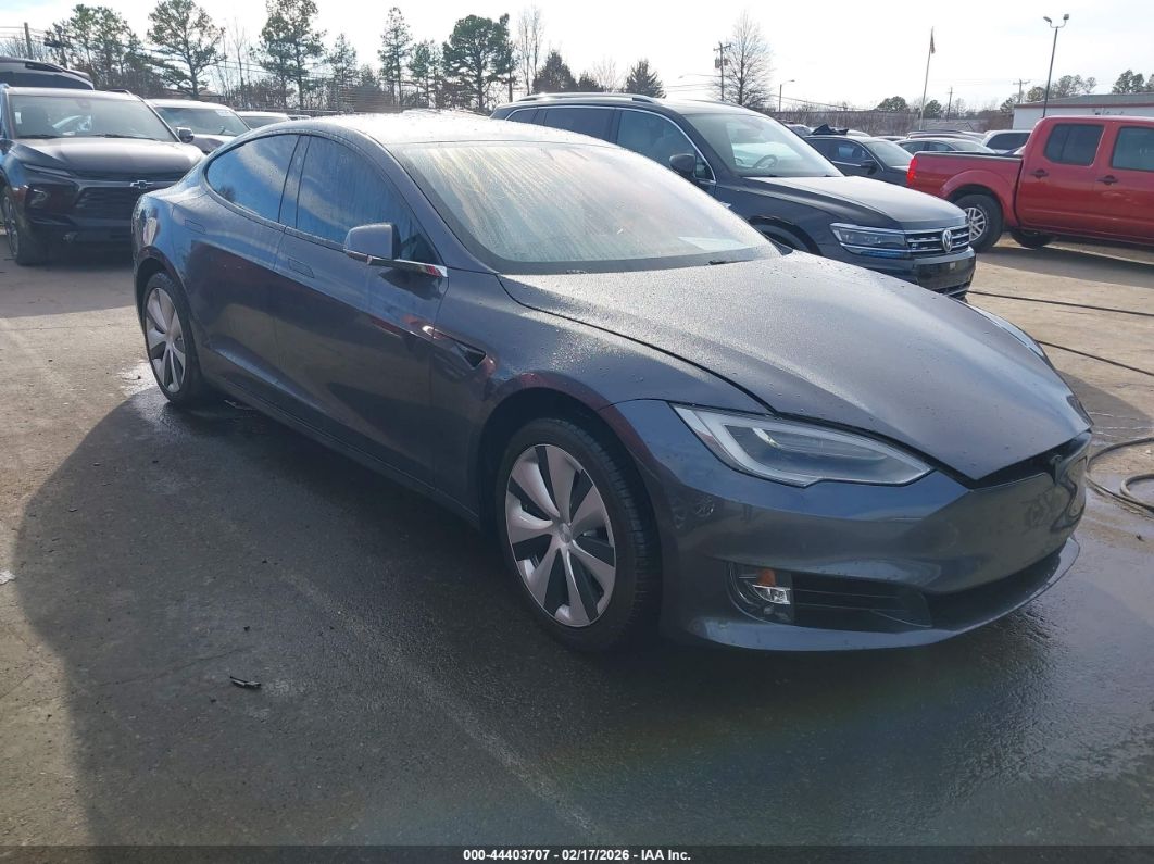 Tesla Model S 2021