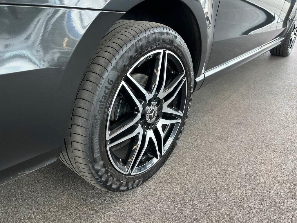 Mercedes-Benz V 300 2022