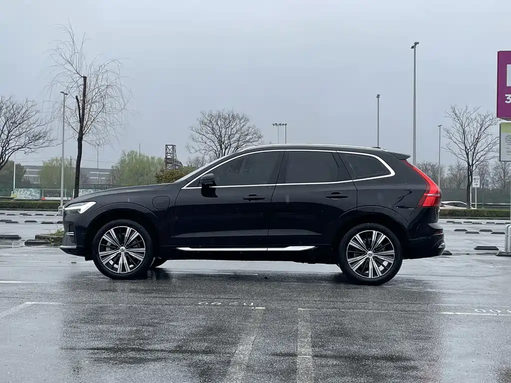 Volvo XC60 2021