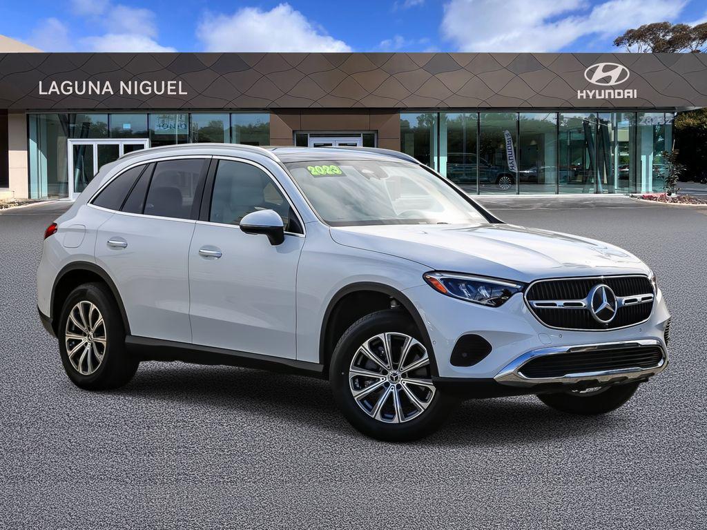 Mercedes-Benz GLC 300 2023