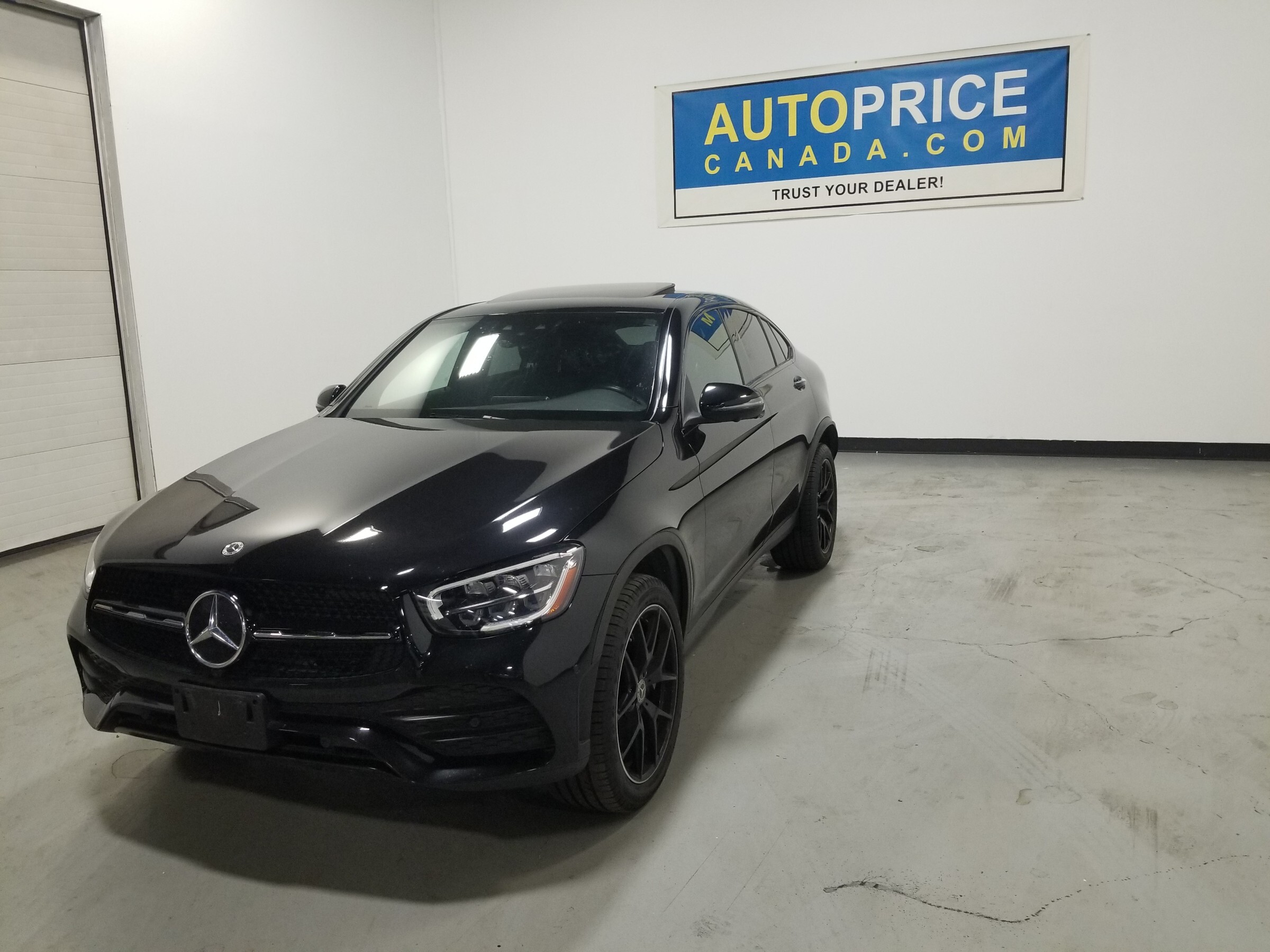 Mercedes-Benz GLC 2023
