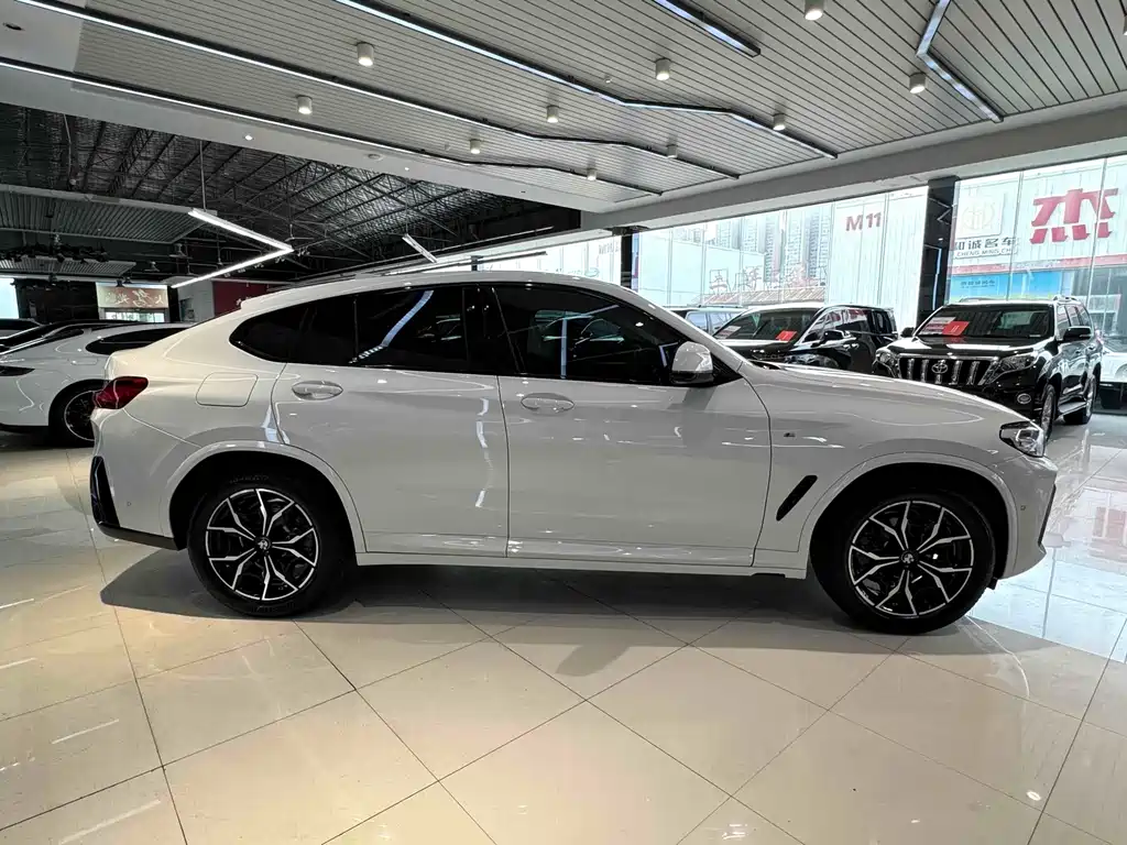 BMW X4 2024