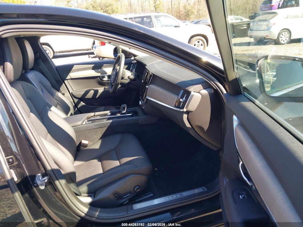 Volvo S90 2024