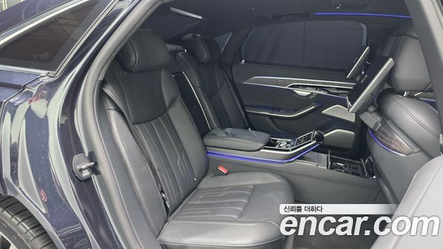 Audi A8 2021