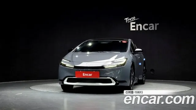 Toyota Prius 2024