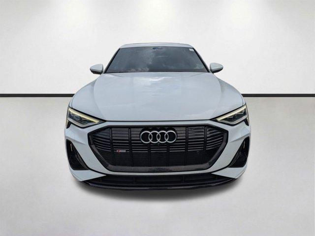 Audi e-tron 2023