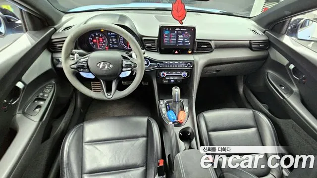 Hyundai Veloster 2020