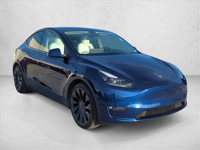 Tesla Model Y 2024