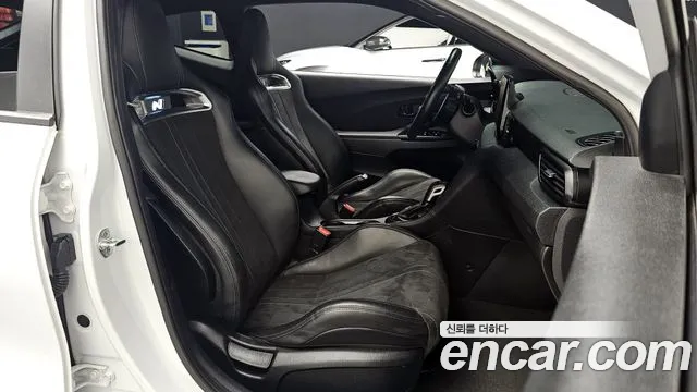 Hyundai Veloster 2020