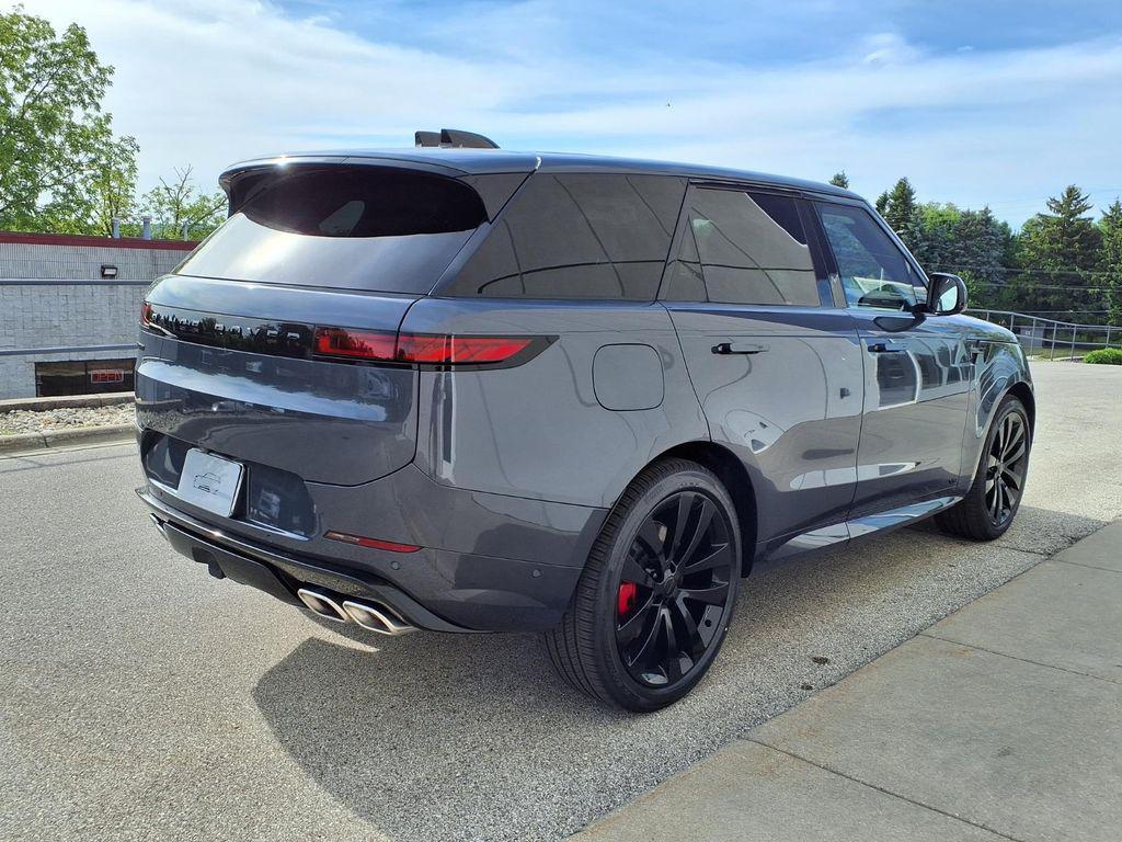 Land Rover Range Rover Sport 2026