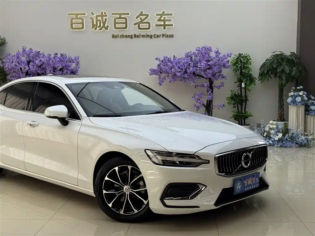 Volvo S60 2021