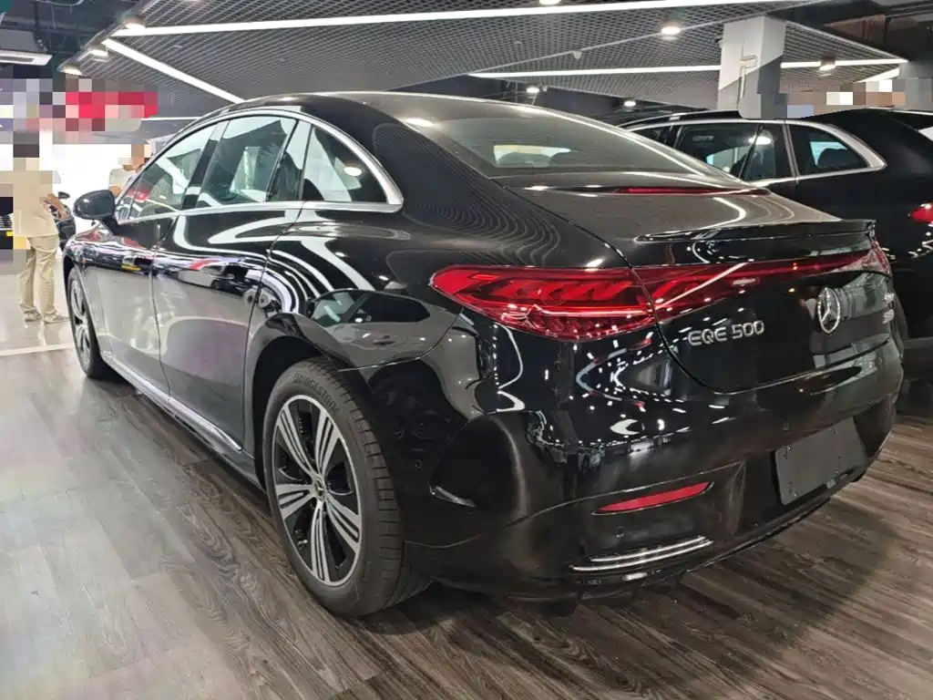 Mercedes-Benz EQE 2025