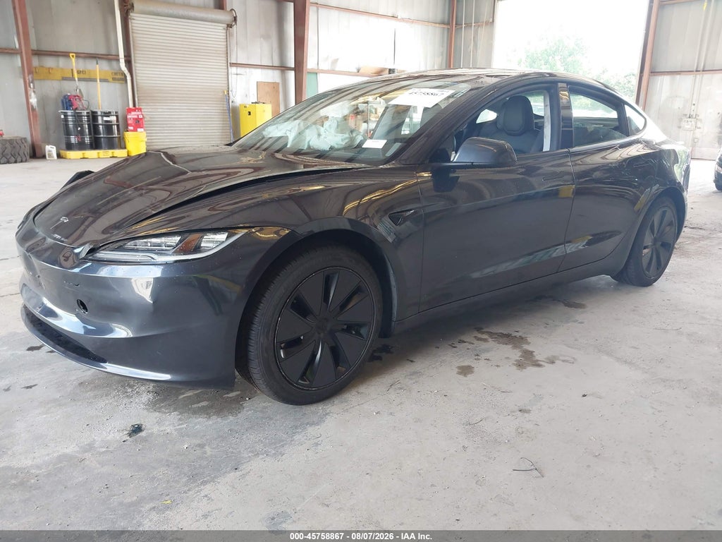 Tesla Model 3 2024