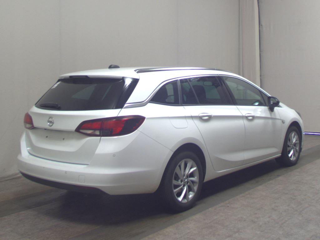Opel Astra 2022