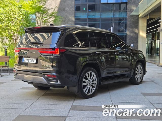 Lexus LX 2025