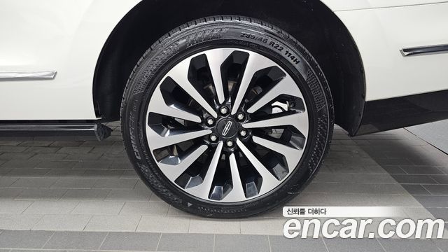 Lincoln Navigator 2022