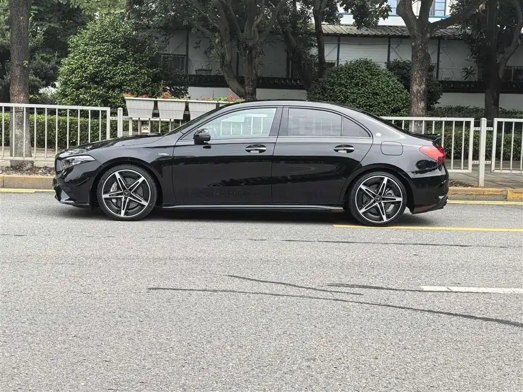 Mercedes-Benz A-Класс 2025