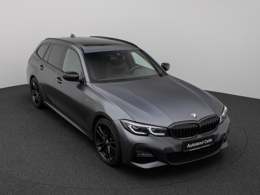 BMW 320 2022