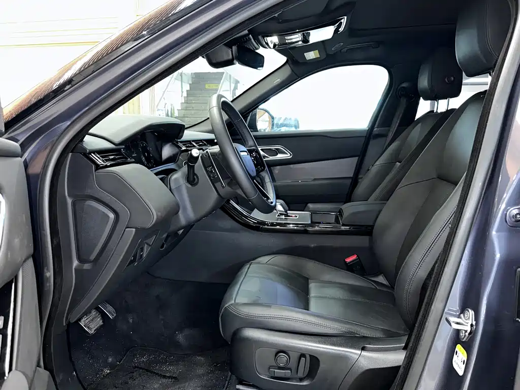 Land Rover Range Rover Velar 2024