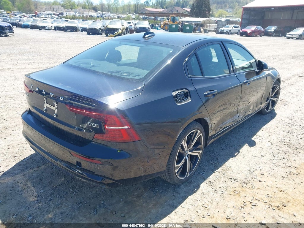 Volvo S60 2024