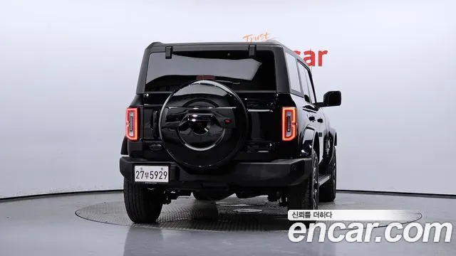 Ford Bronco 2024