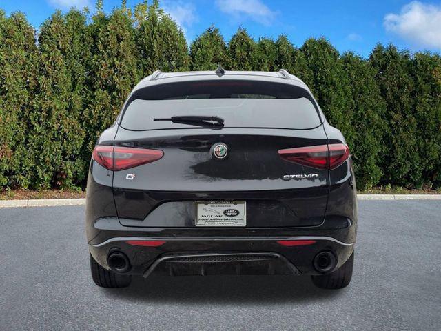Alfa Romeo Stelvio 2023