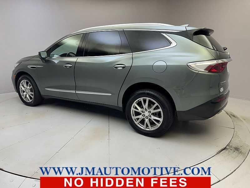 Buick Enclave 2022
