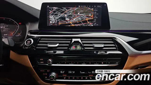 BMW 5 серии 2020