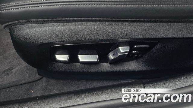 BMW 5 серии 2023