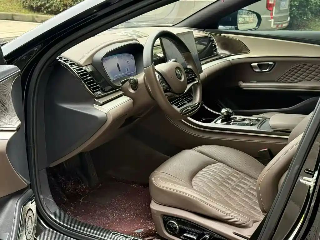 BYD Han 2024