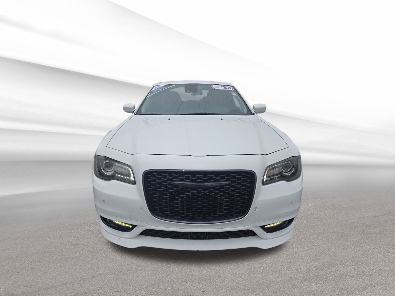 Chrysler 300 2023