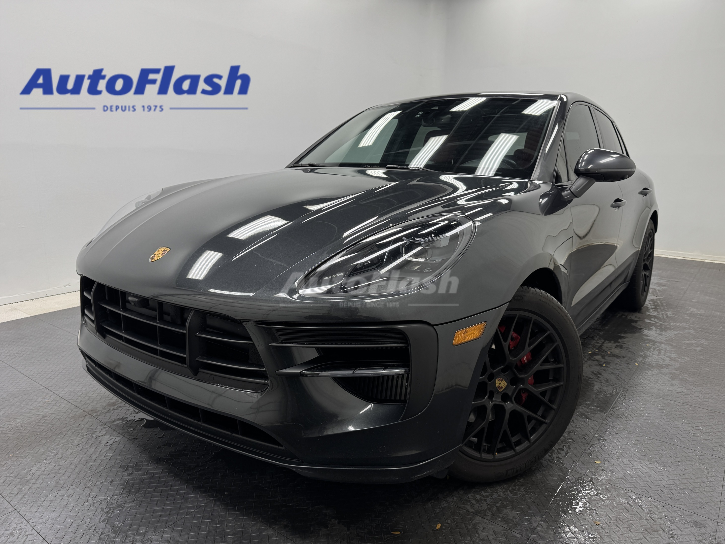 Porsche Macan 2021